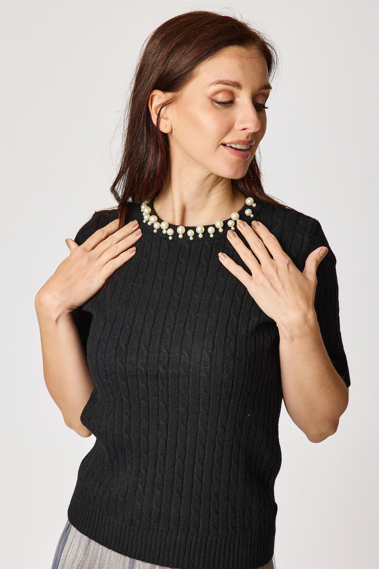 Multi Pearl Neckline Cashmere Mix Sweater Short Sleeve (2 Colors)