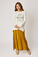 Queen Bee Sweater (2 Colors)