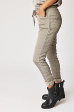 Italian Satin Polished Stretch Pant (4 Colors)