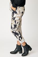 Graffiti Letters Jogger