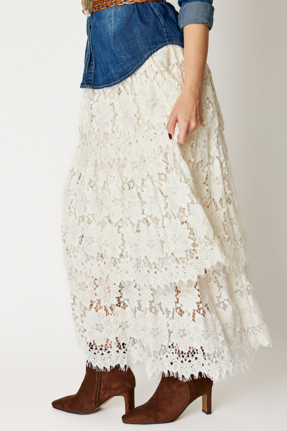 Tiered Lace Skirt (Off White)