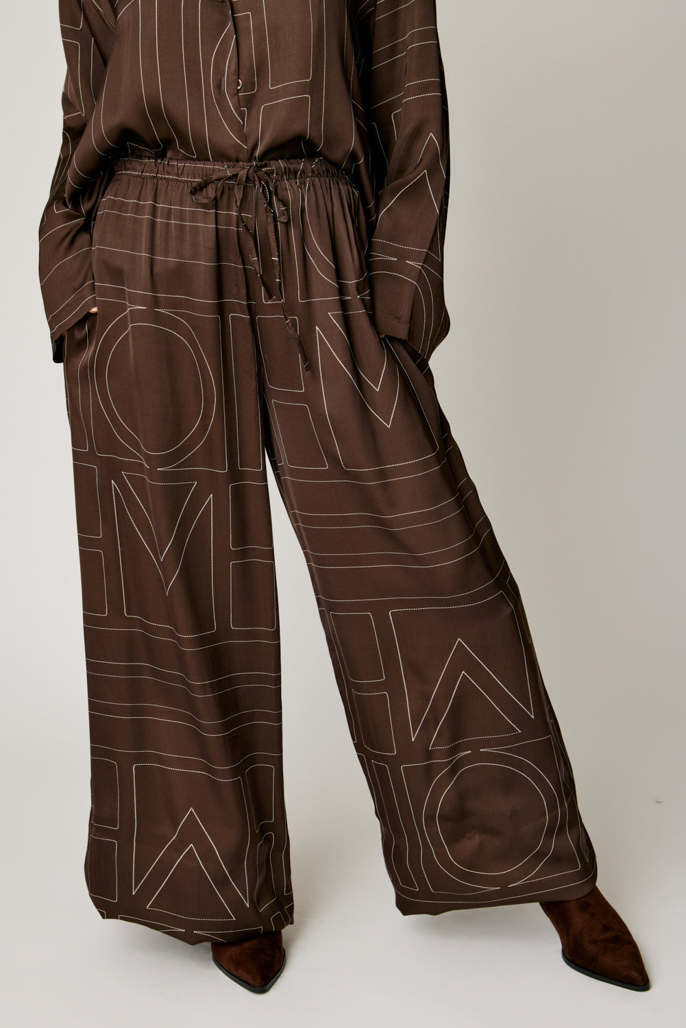 Geometric Satin Pant (Part of Set, 3 Colors)
