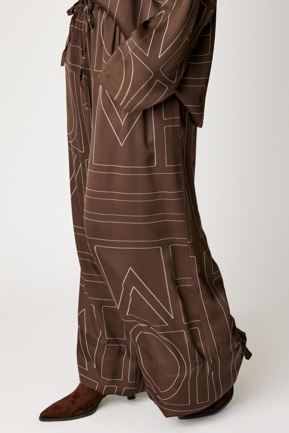 Geometric Satin Pant (Part of Set, 3 Colors)