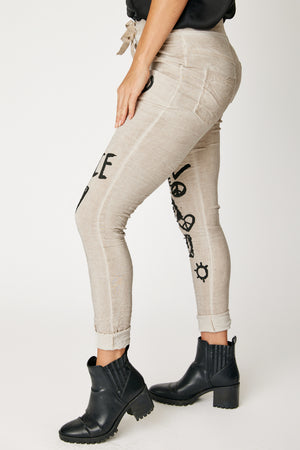 Peace on Earth Jogger (2 Colos)