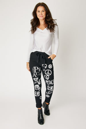 Peace on Earth Jogger (2 Colos)