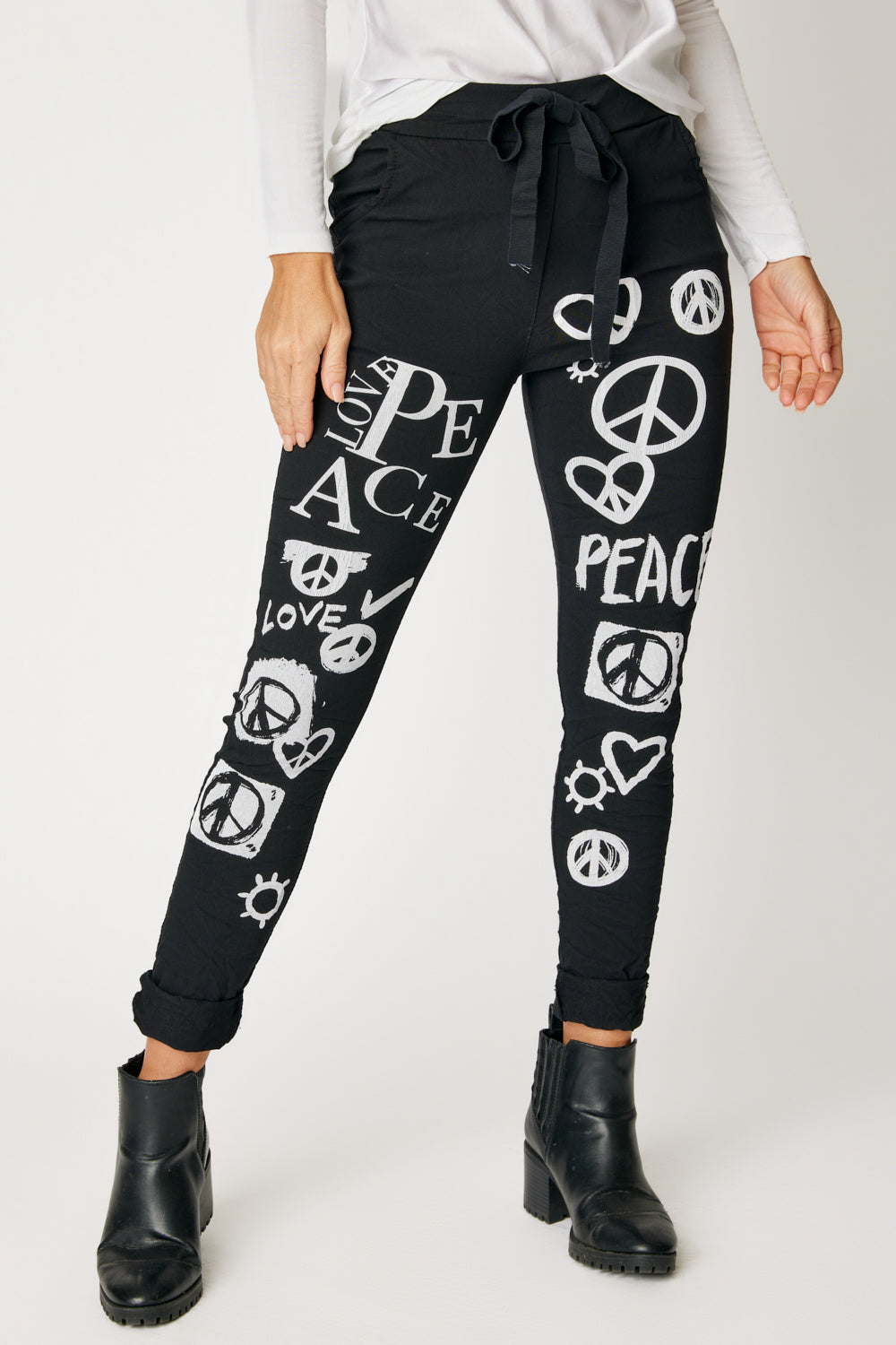Peace on Earth Jogger (2 Colos)