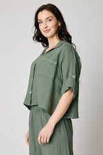 V-neck One Pocket Roll Up Sleeve (7 Colors)