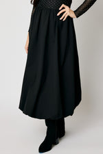 Travel Stretch Skirt