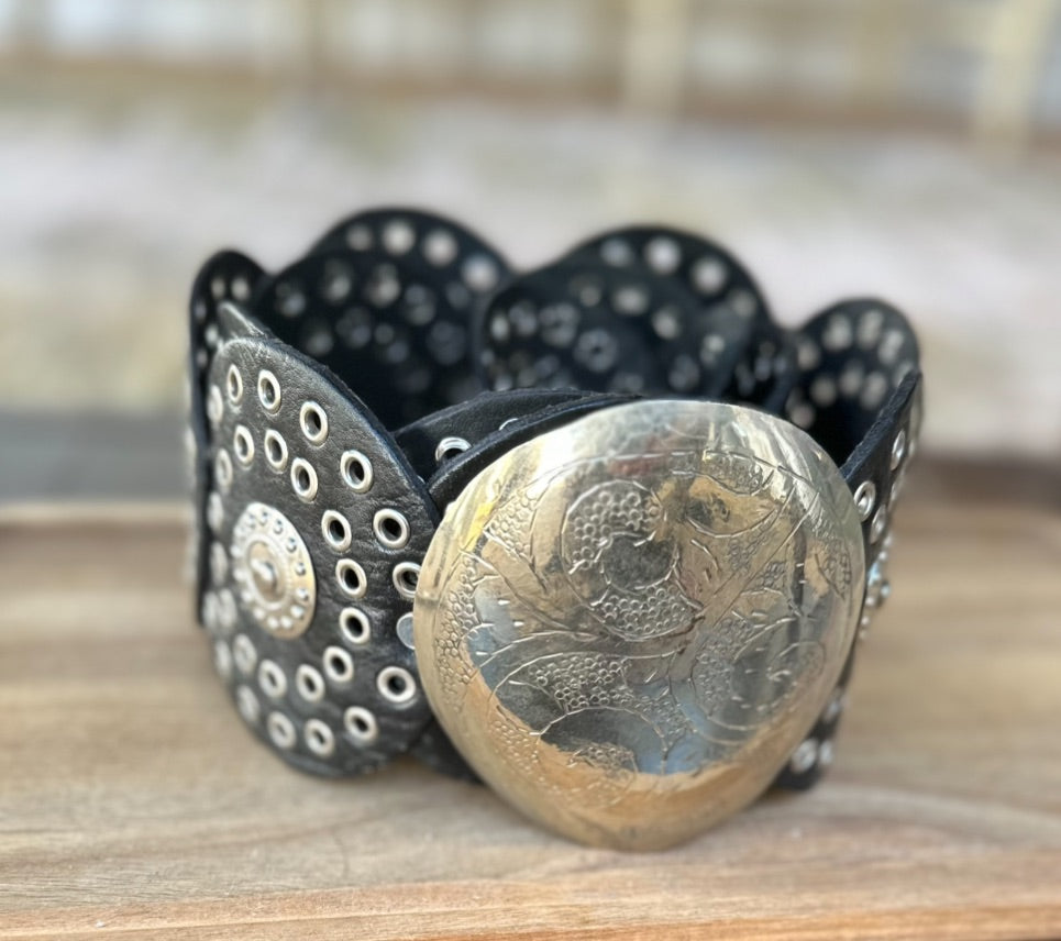 Western Leather Concho Belt – Handmade Brown Leather Circle Belt