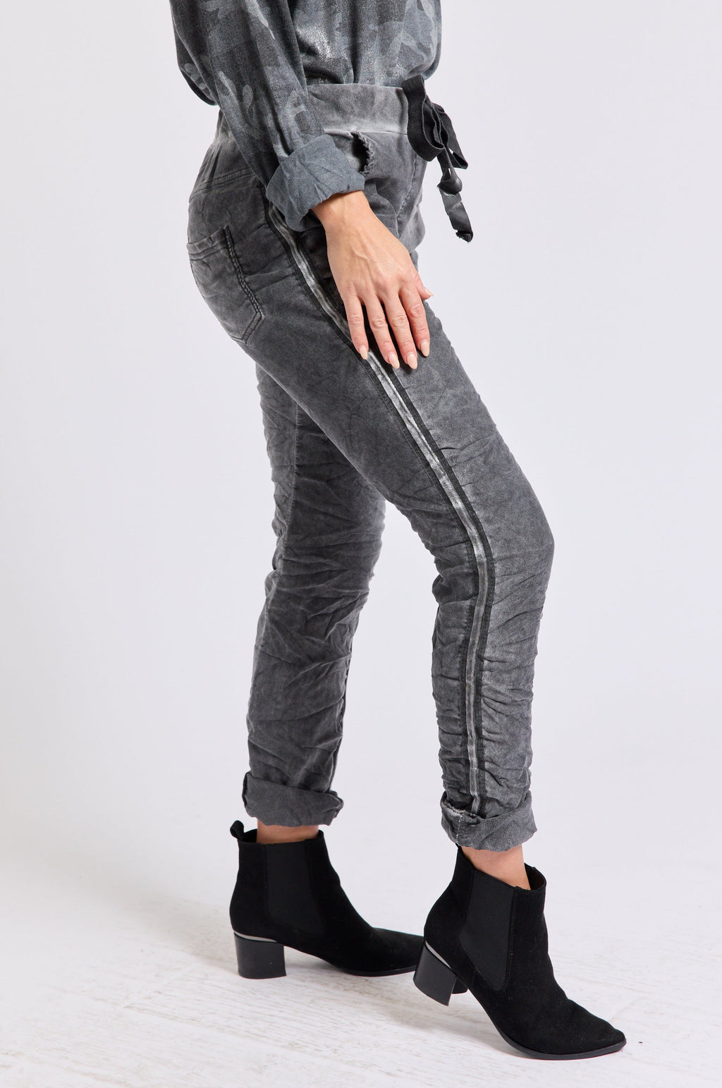 Sueded Satin Trim Pants (Three Colors) - Jacqueline B Clothing